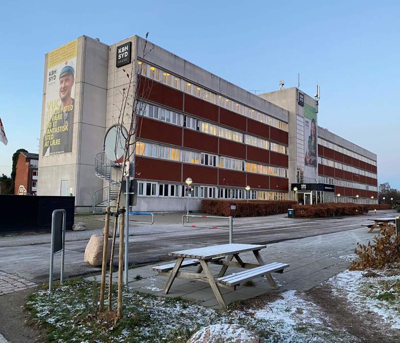 billede af bygning vinter