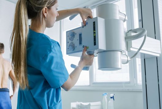 Billede af elev på HF Radiograf